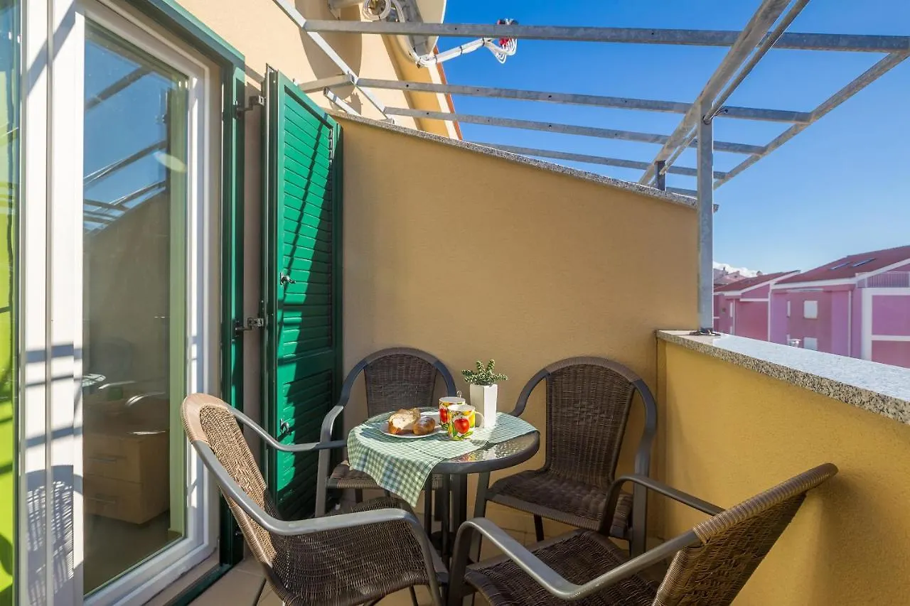 Apartments Mirica 2 Baška